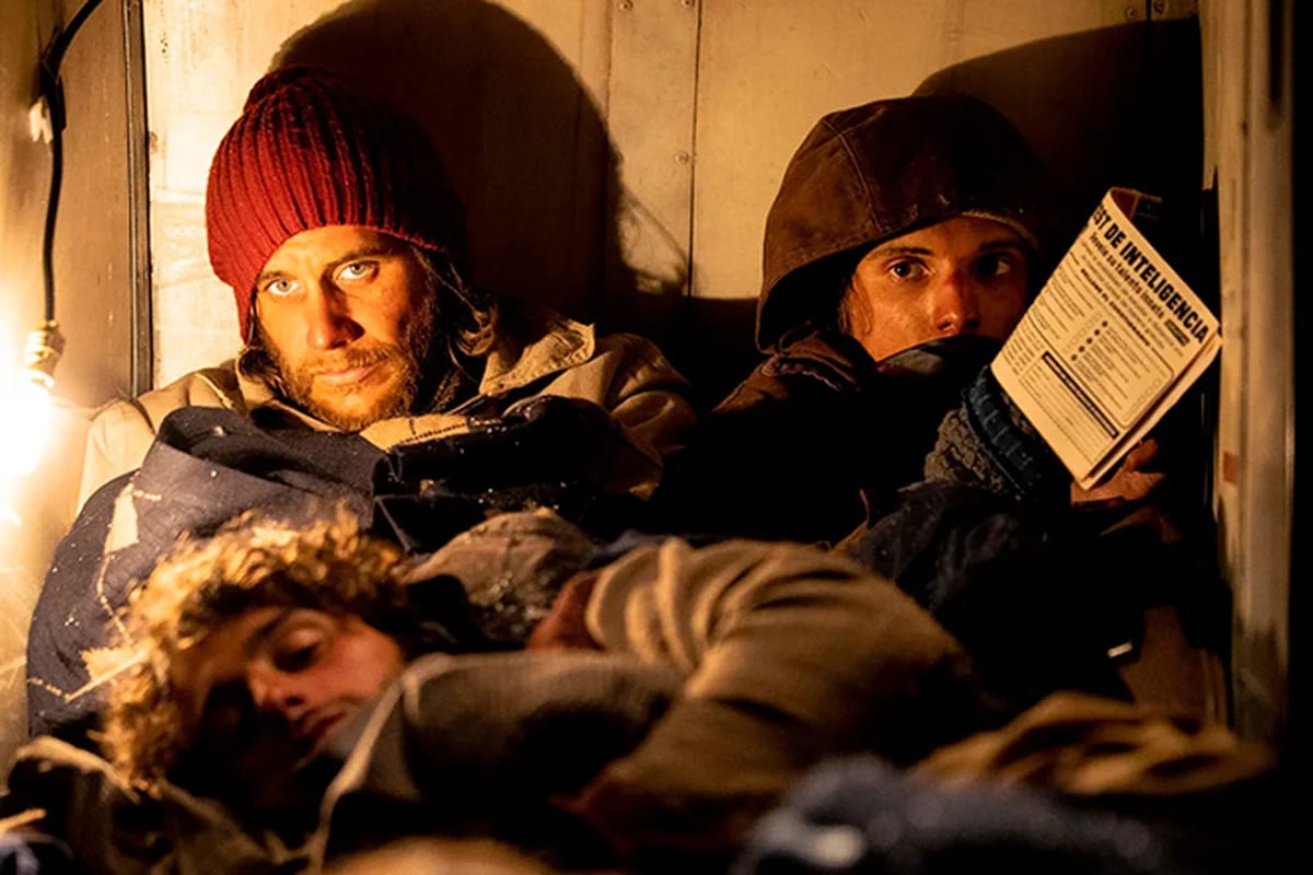 Impresionante estreno de La sociedad de la nieve en Venecia: La tragedia  de los Andes narrada por Netflix