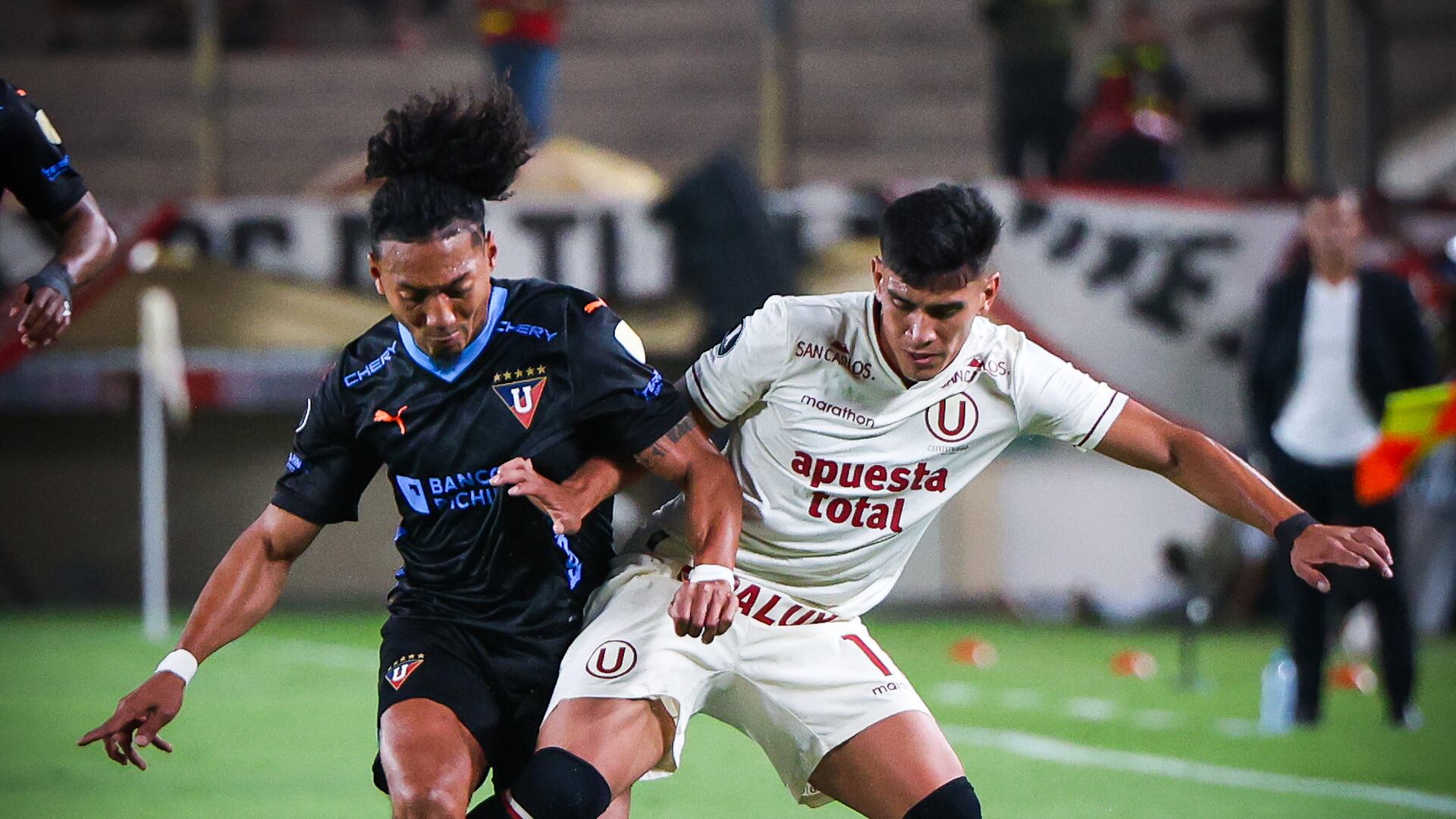 Universitario vs LDU Quito.