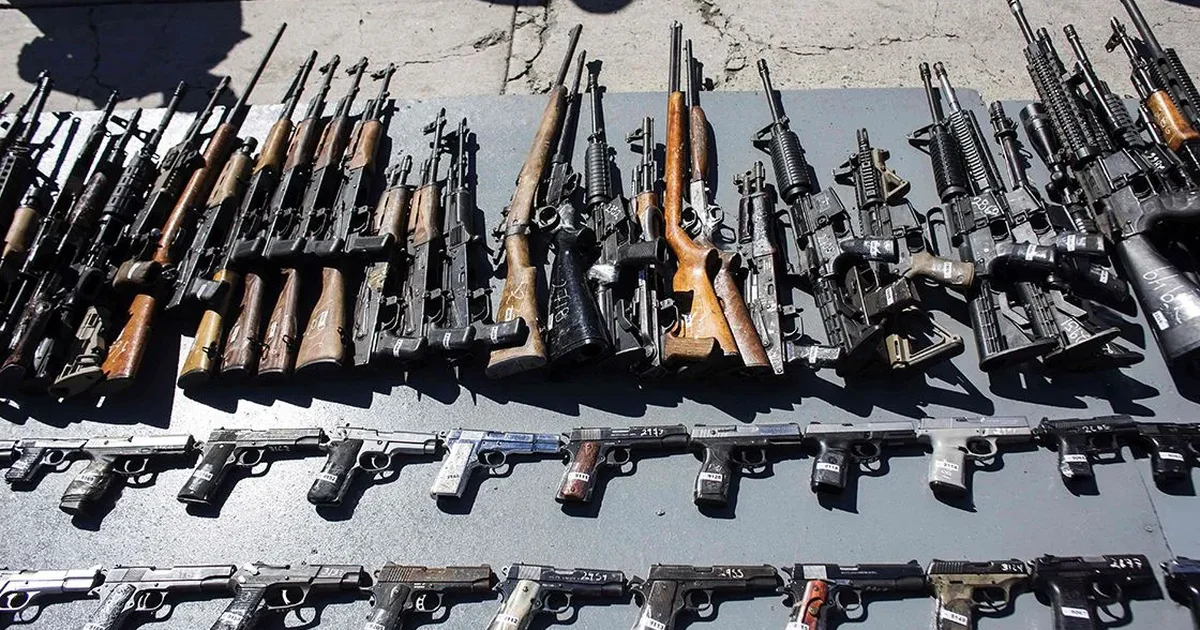 Secuestraron casi 1500 balas a banda que traficaba armas