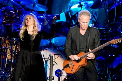 Fleetwood Mac se convirtió en tendencia gracias al video de un hombre en una patineta escuchando "Sueños" (Foto: EFE / Ferdy Damman)