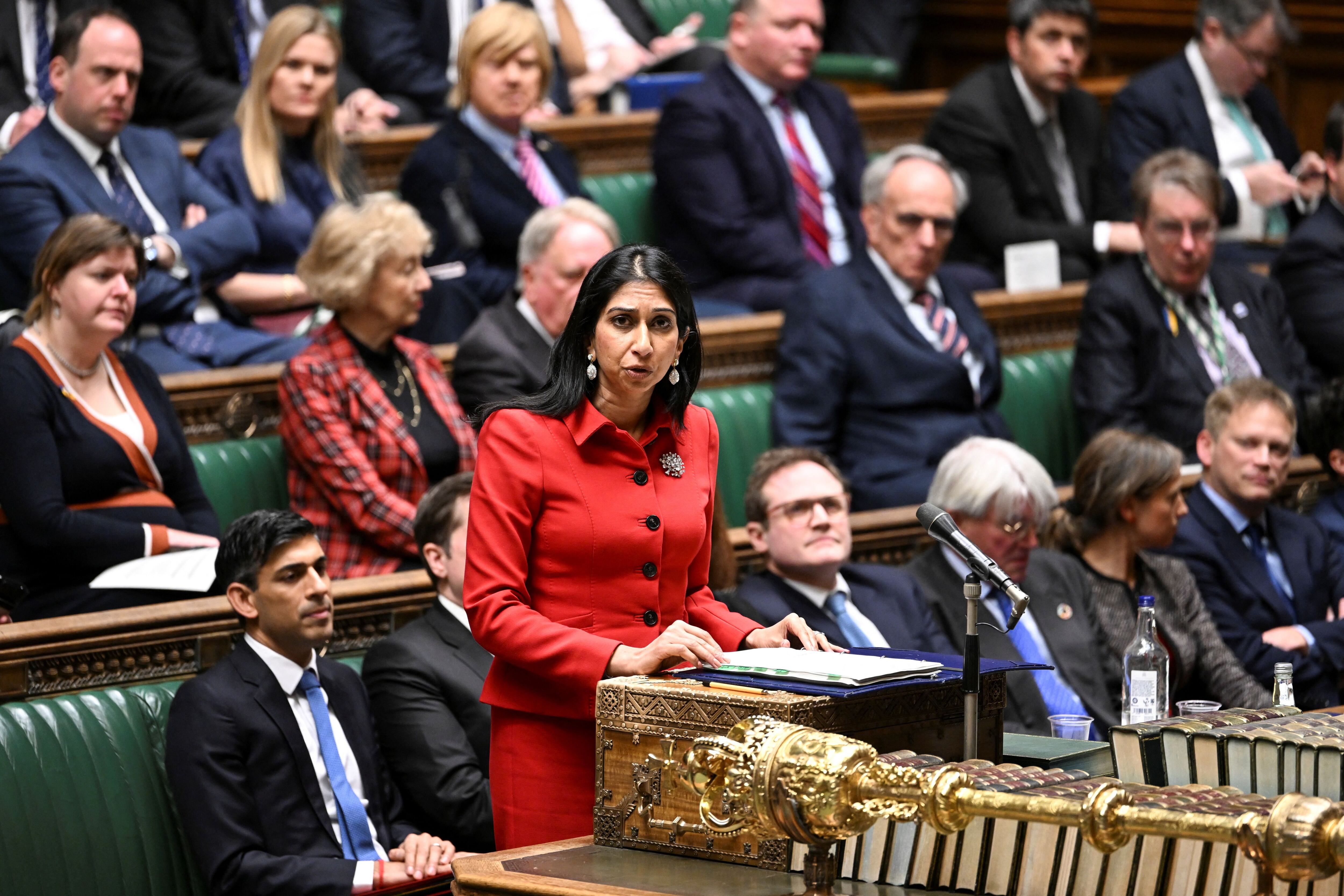 La ministra británica de Interior Suella Braverman (Parlamento británico/Andy Bailey/REUTERS)