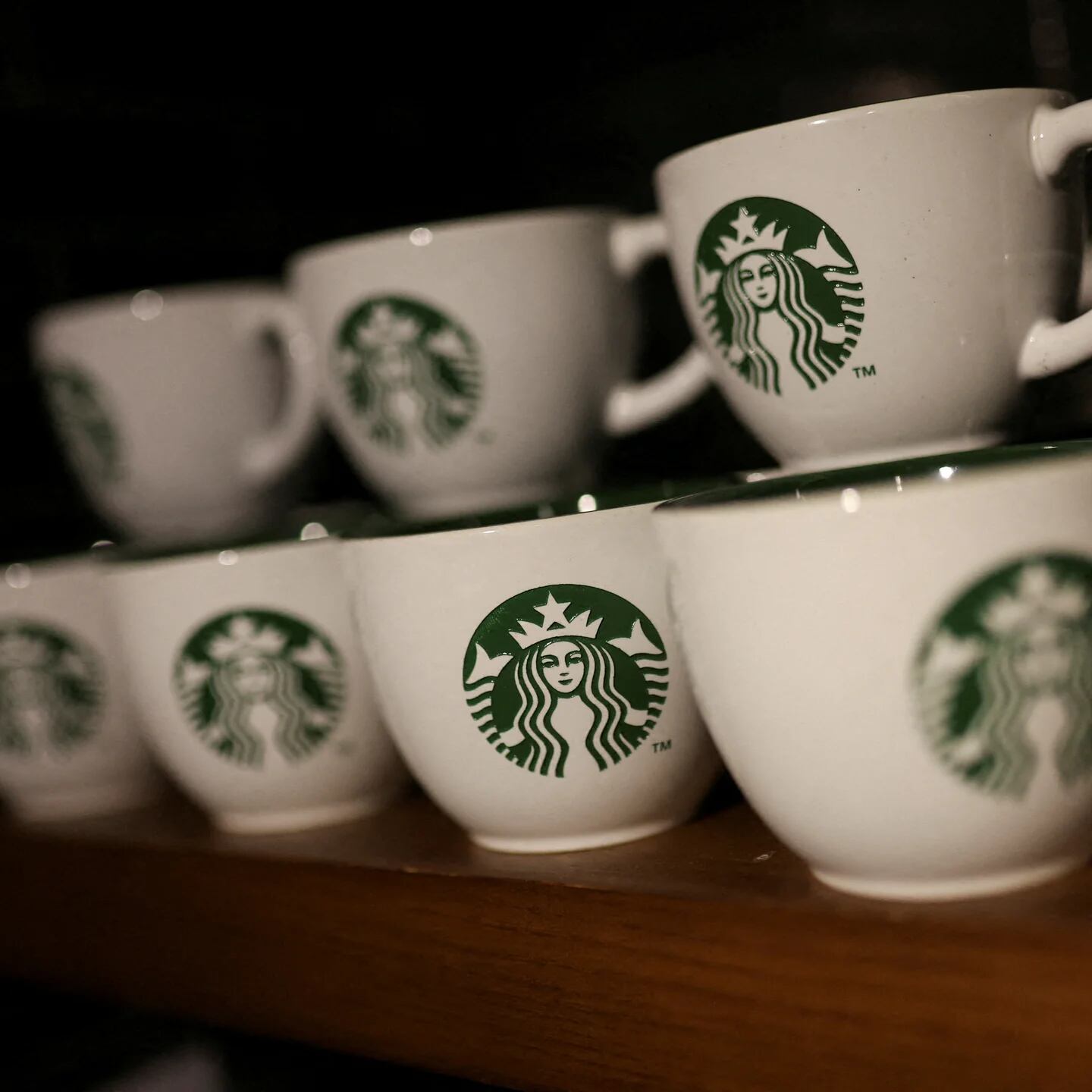 Starbucks dará café gratis a clientes que usen vasos reutilizables