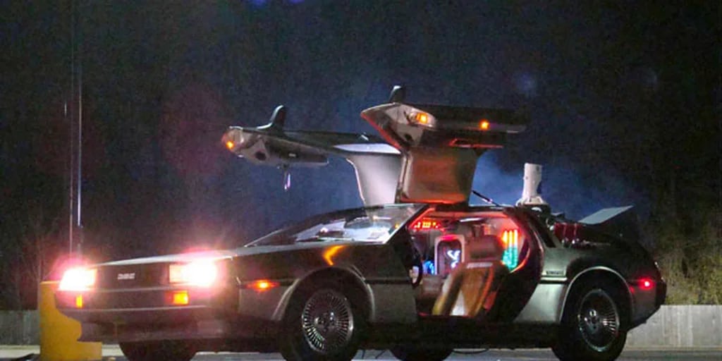 Subasta de película: Los DeLorean DMC-12 y Toyota SR5 de 'Regreso al futuro'  buscan dueño