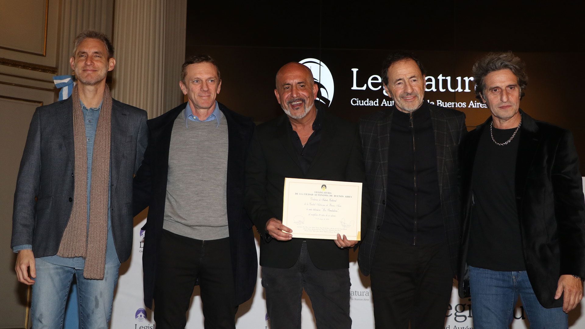 Damián Szifrón, Federico D'Elia, Alejandro Fiore, Martín Seefeld y Diego Peretti: Los Simuladores fueron declarados de Interés Cultural por la Legislatura Porteña (Fotos: Ramiro Souto)