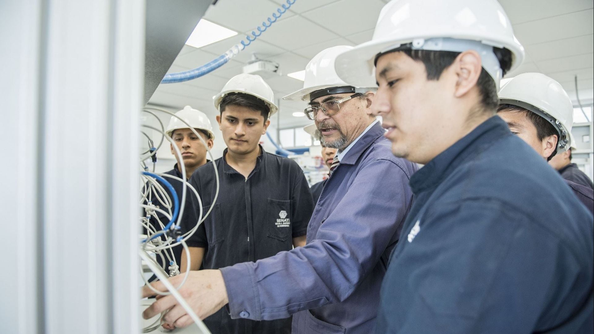 Los aspirantes a técnicos en minería pueden elegir entre varias instituciones, incluyendo universidades que ofrecen programas de ingeniería minera con un enfoque práctico y actualizado. (Andina)