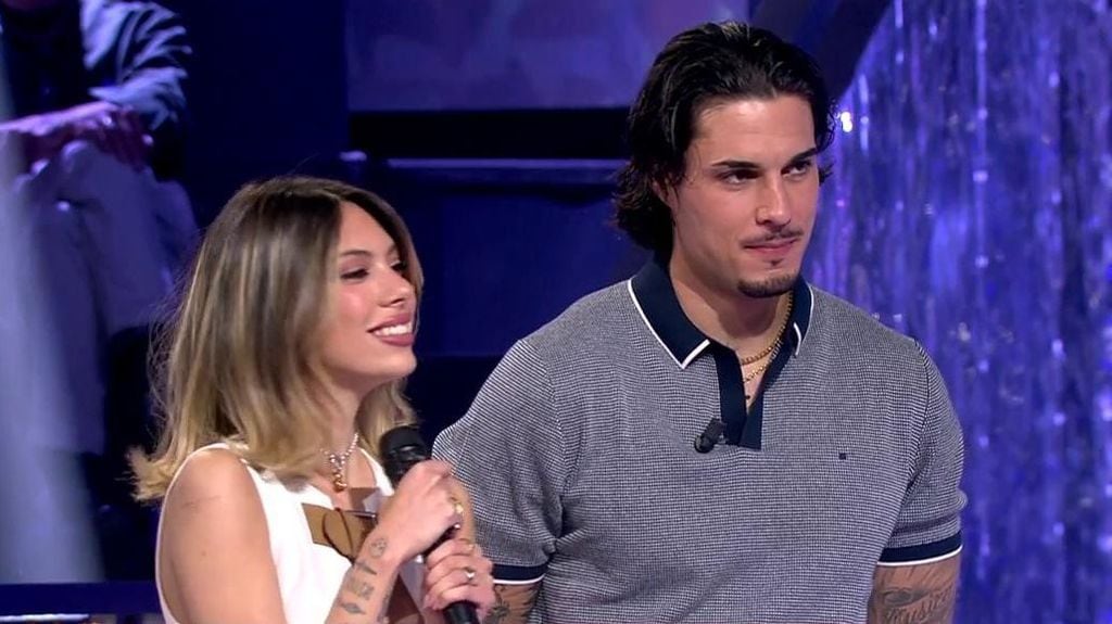 Carlo Costanzia y Alejandra Rubio en 'De Viernes' (Mediaset)