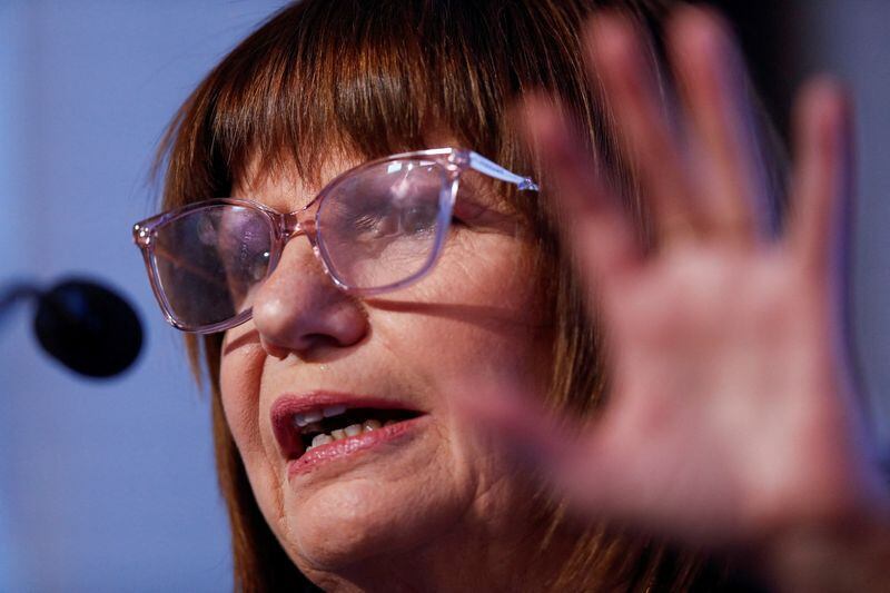  Bullrich vino practicando en un estudio para el debate para poder cumplir con los tiempos (REUTERS/Agustin Marcarian)