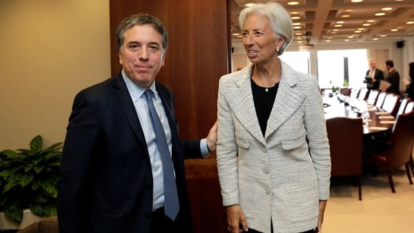 Nicolás Dujovne y Christine Lagarde (Reuters)
