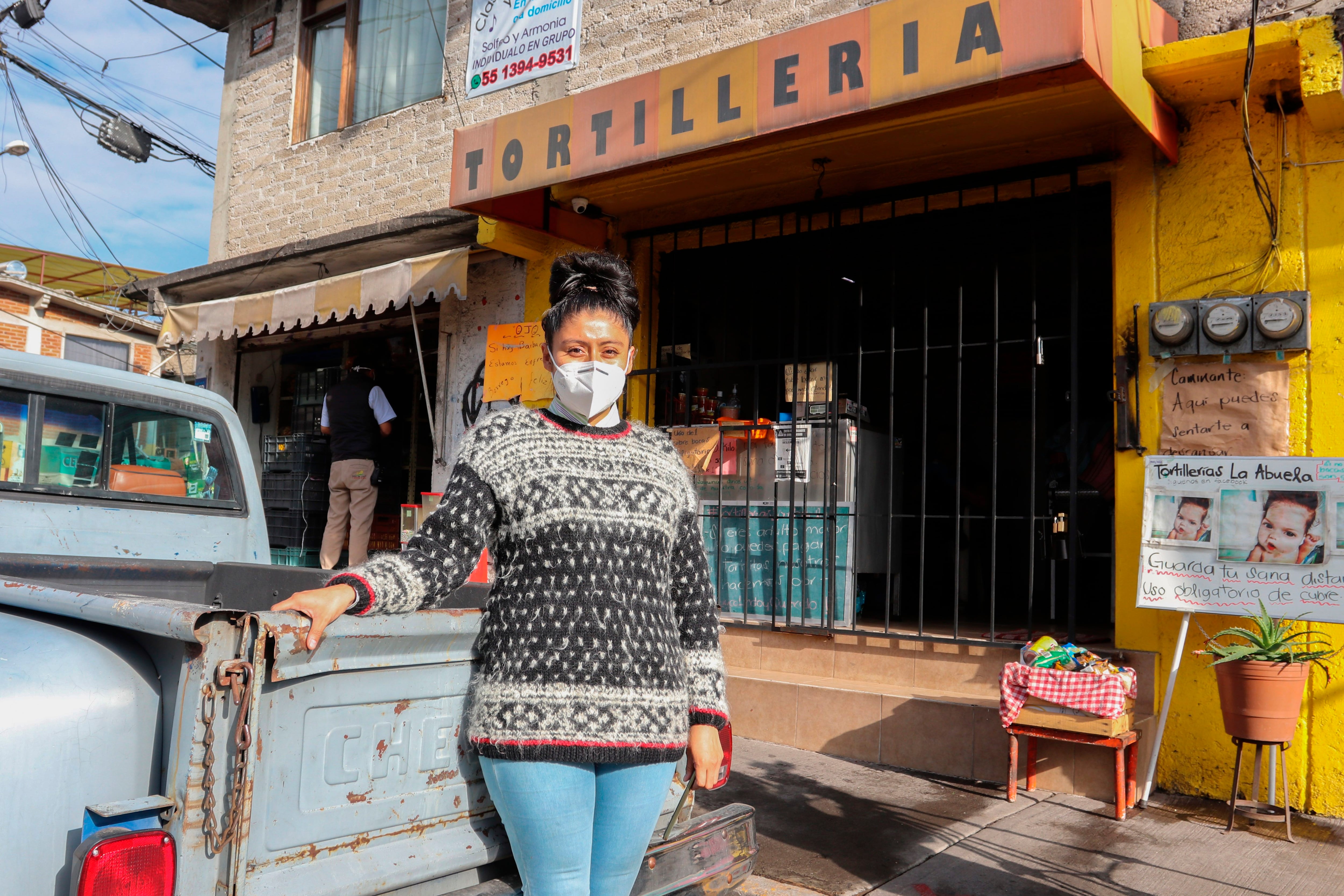 Uma loja de tortilhas reflete os desafios do ensino à distância no México