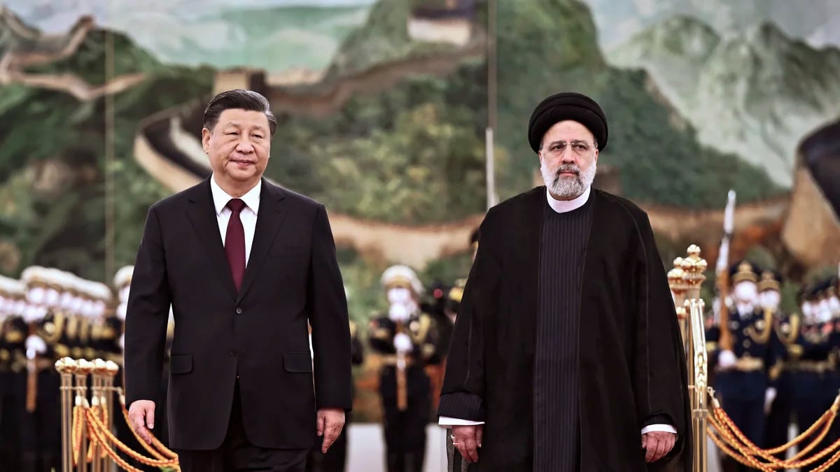La trama de China e Irán para intimidar, acosar y planear atentados contra disidentes que viven en Estados Unidos