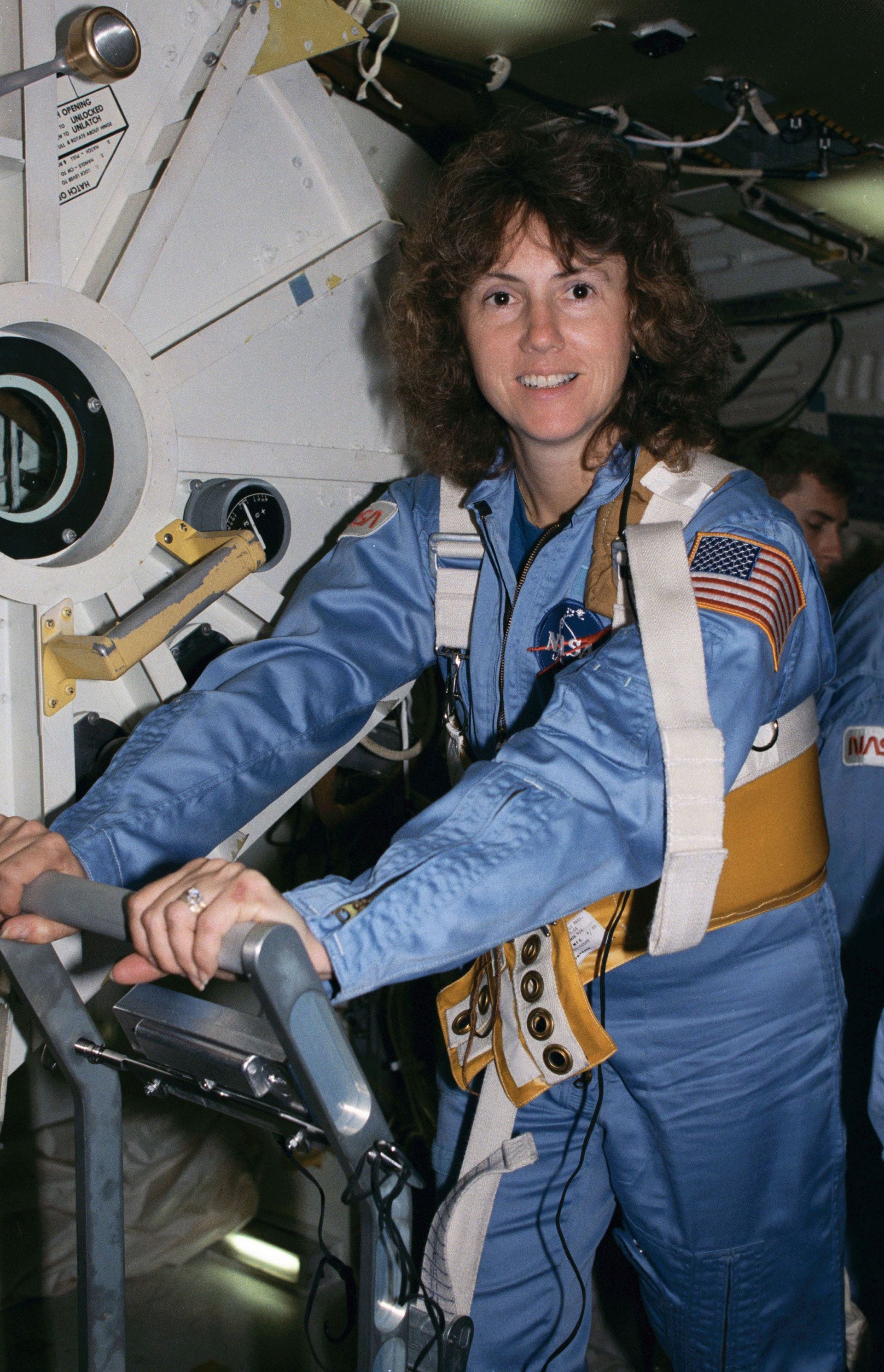 Christa, en una caminadora como parte de la preparación para pasar de ser maestra a astronauta (Grosby)