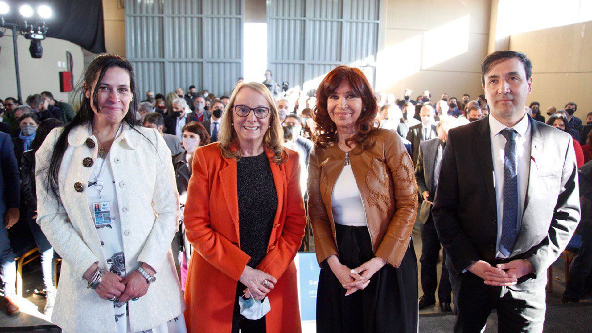 Cristina Kirchner con Alicia Kirchner Zona Franca Santa Cruz