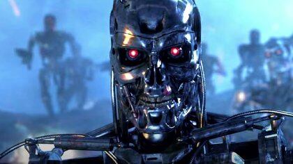 Los robots querían exterminar a todos los humanos para dominar el mundo después de una supuesta bomba atómica en guerras entre ejércitos humanos Foto: (Captura de pantalla película "Terminator")