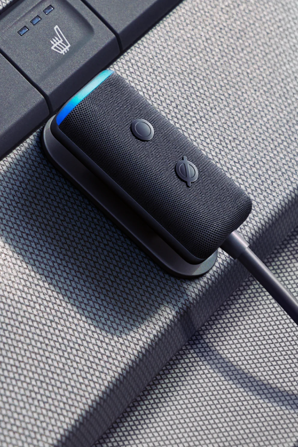 Alexa Echo Auto:  lanza un nuevo altavoz con asistente virtual para  el coche
