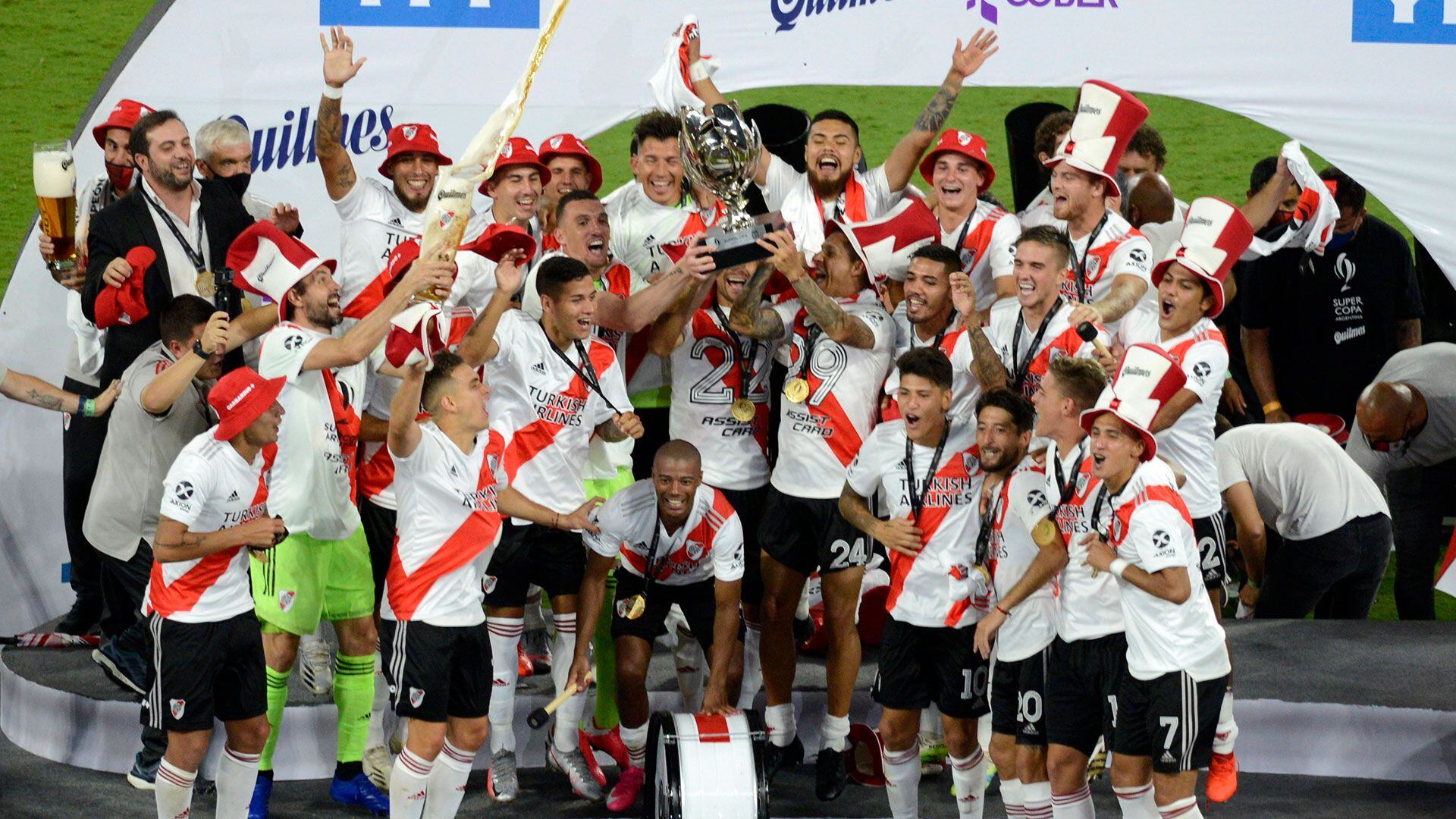 river campeon racing supercopa