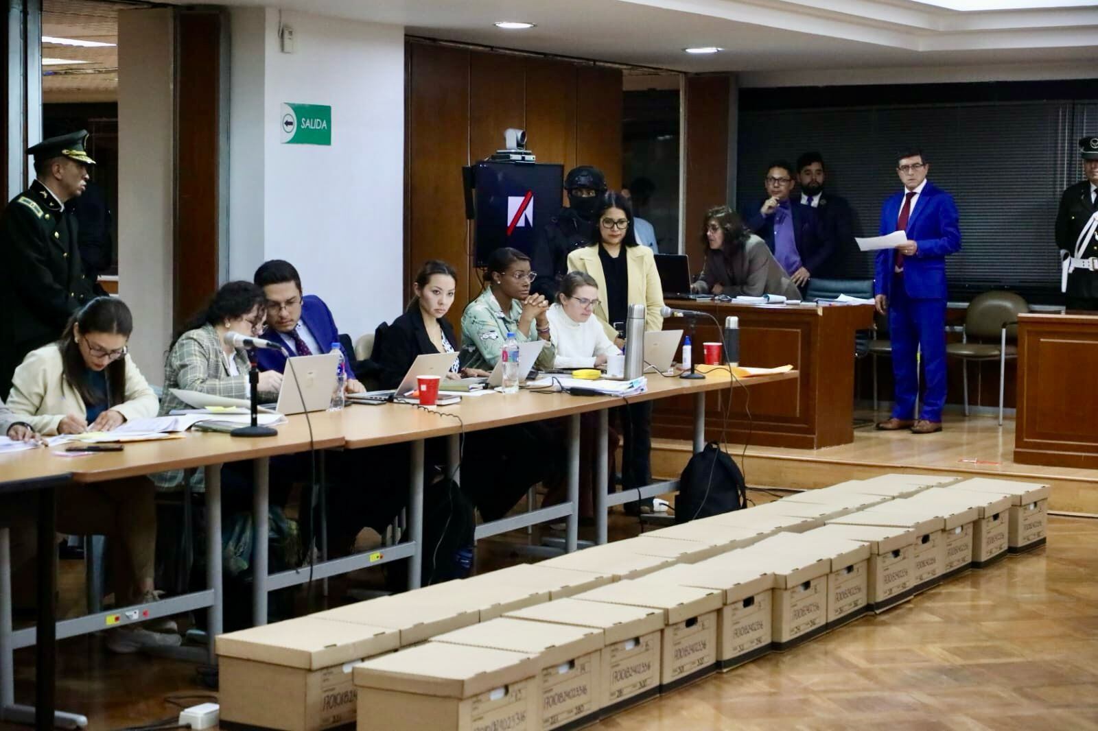 Durante la audiencia la fiscal presentó elementos para mostrar cómo funcionaba la red de delincuencia organizada en la Corte Provincial del Guayas. (X/Fiscalía)