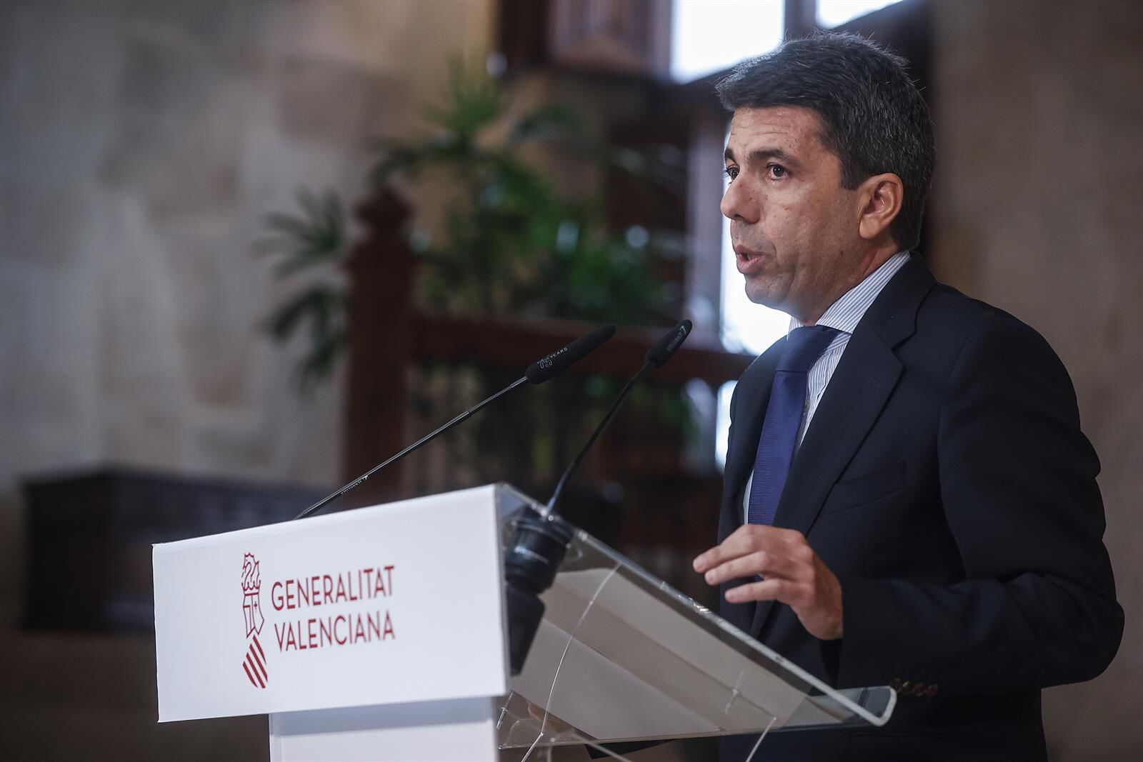 16/01/2024 El presidente de la Generalitat, Carlos Mazón, ofrece una rueda de prensa, en el Palau de la Generalitat, a 16 de enero de 2024, en Valencia, Comunidad Valenciana (España). Durante la rueda, Mazón ha valorado la situación del sector público de la Generalitat.
POLITICA 
Rober Solsona - Europa Press
