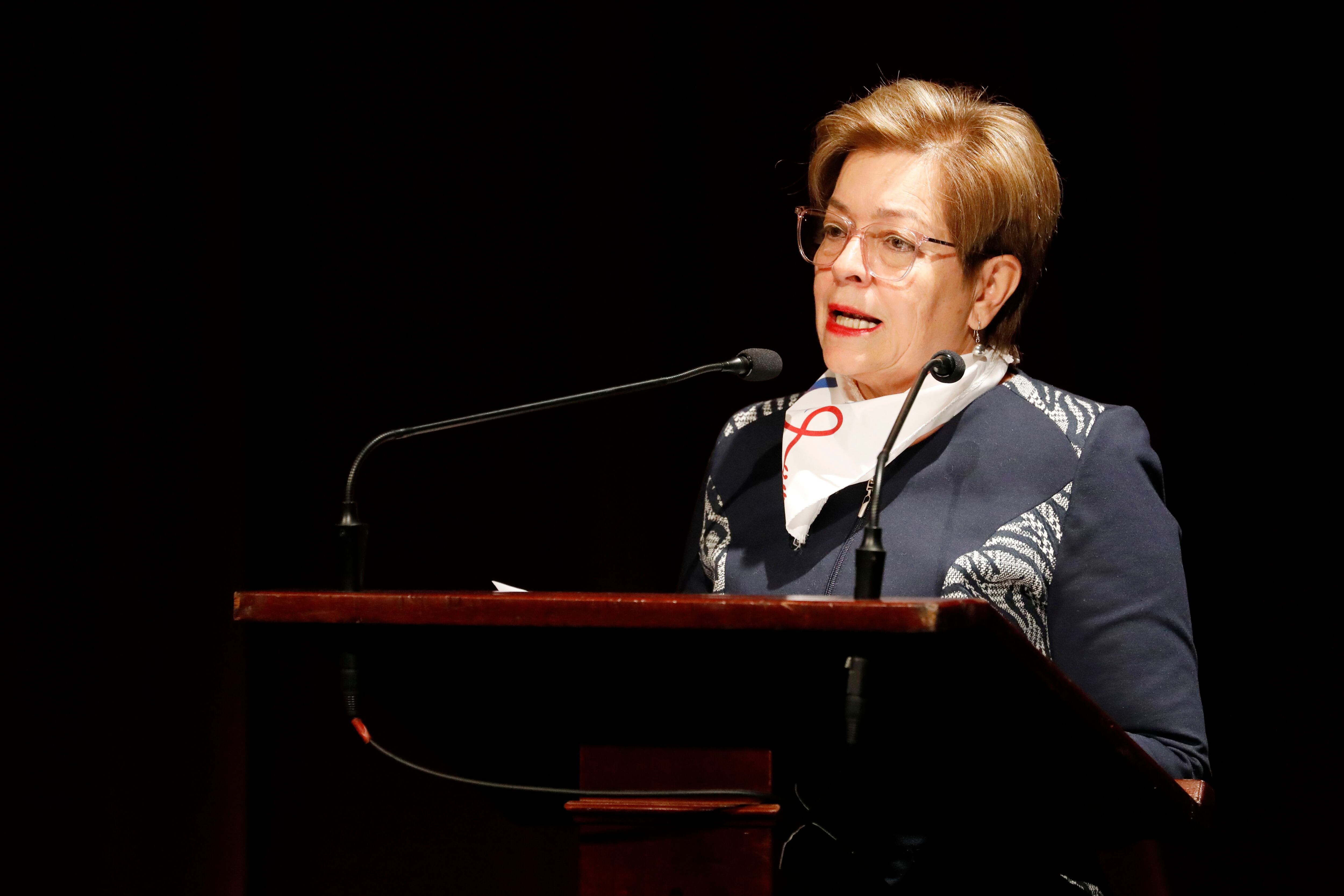 La ministra del Trabajo Gloria Inés Ramírez destacó la importancia del convenio como una herramienta para abordar la diversidad de género - crédito Carlos Ortega/EFE
