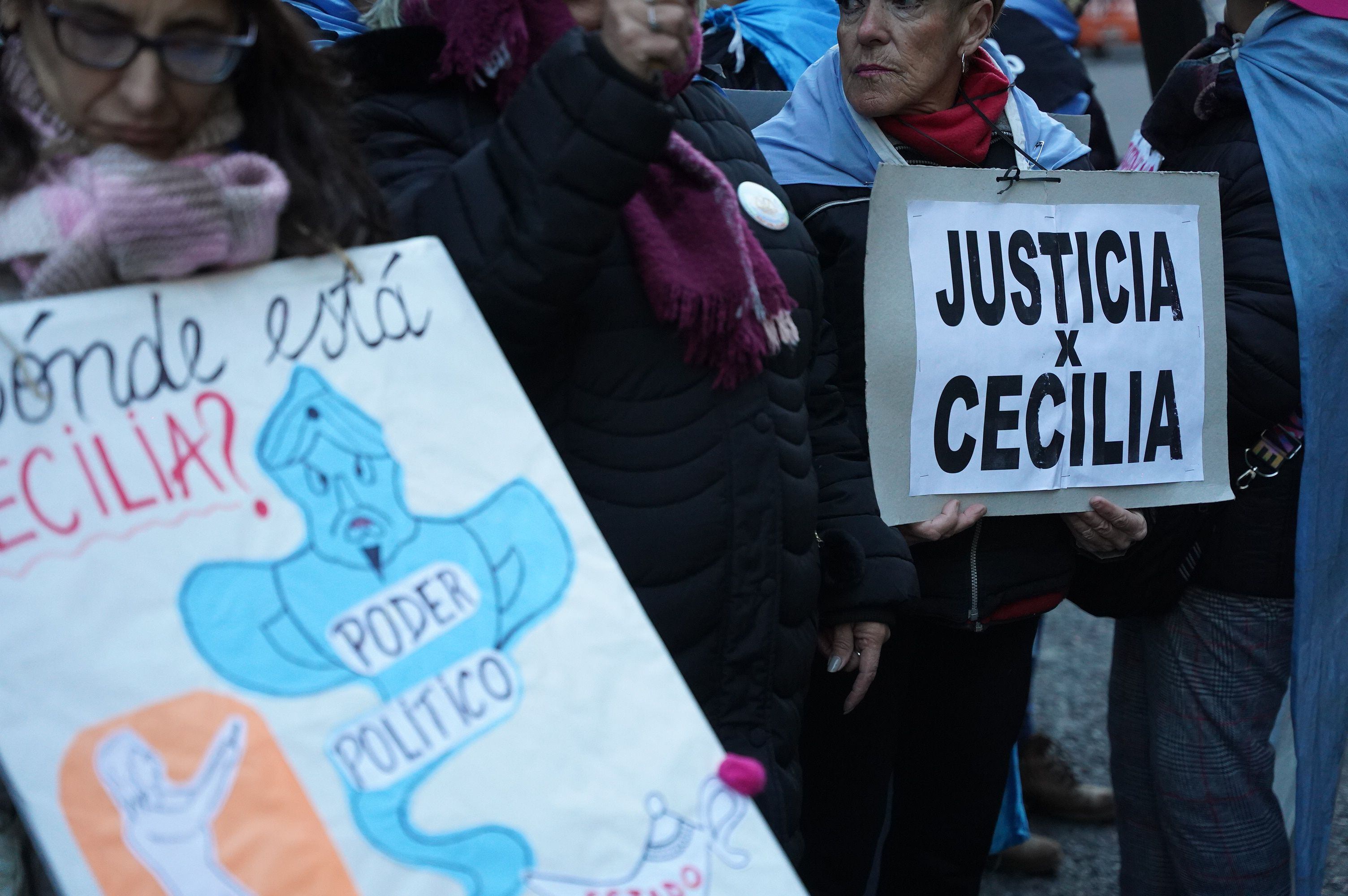 Postal de la manifestaci&amp;n frente a la Casa de Chaco en CABA para pedir justicia (Franco Fafasuli)