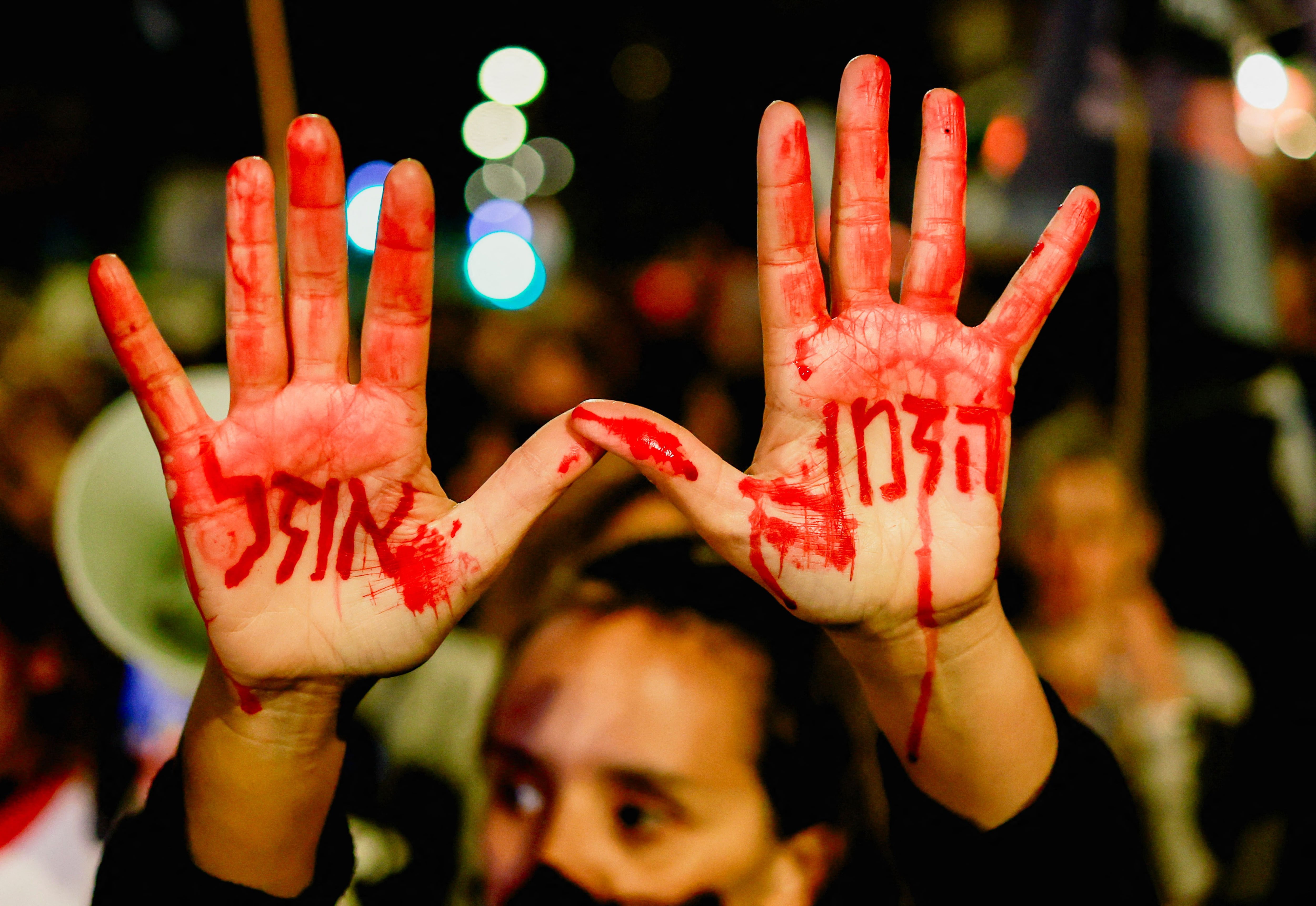 En total, según datos de Israel, 19 mujeres permanecen cautivas en la Franja (REUTERS/Ammar Awad)