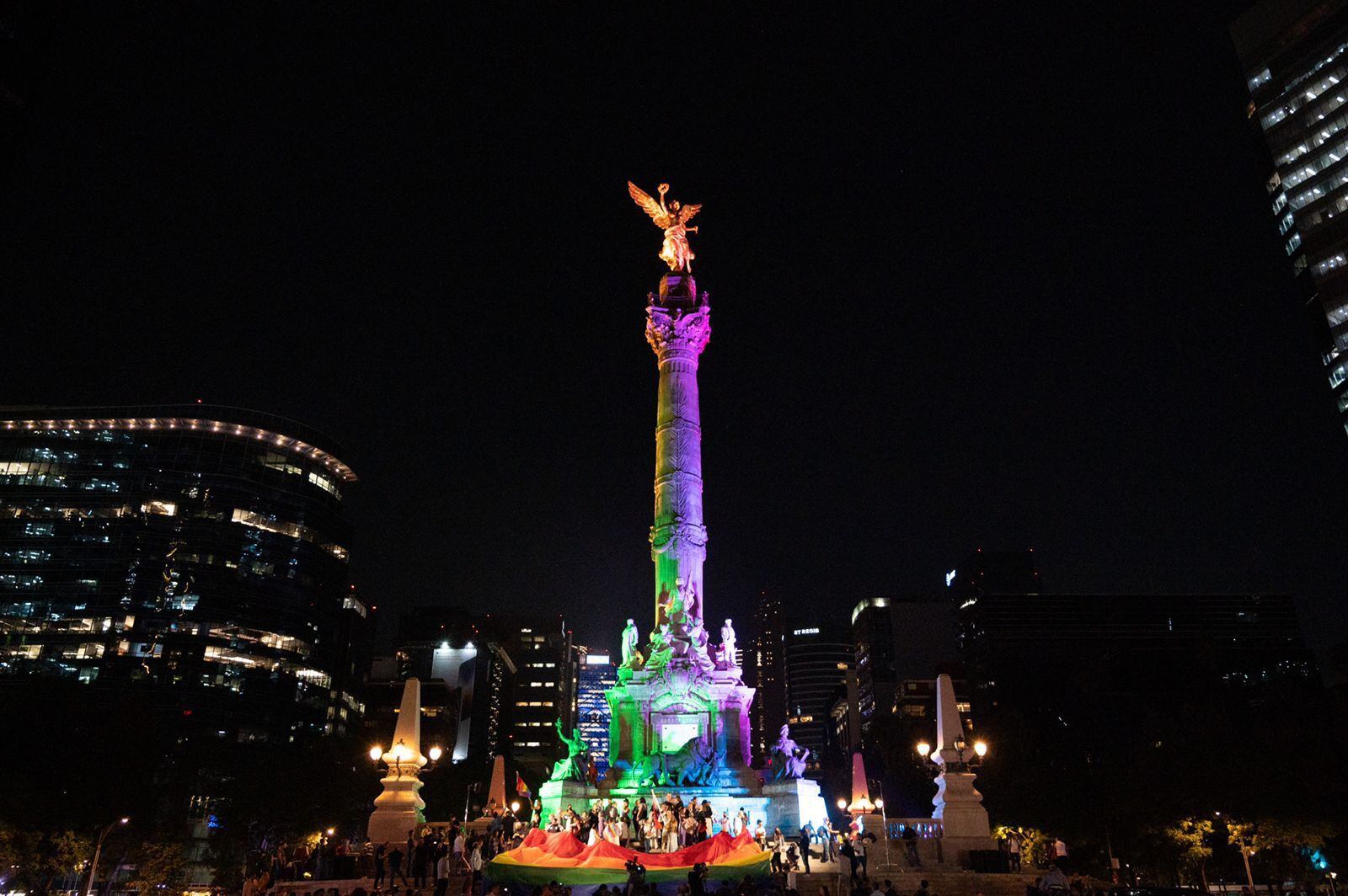 Cdmx Se Pintó Con El Arcoíris Lgbt Edificios Y Monumentos Emblemáticos Se Iluminaron Por El Mes 2447