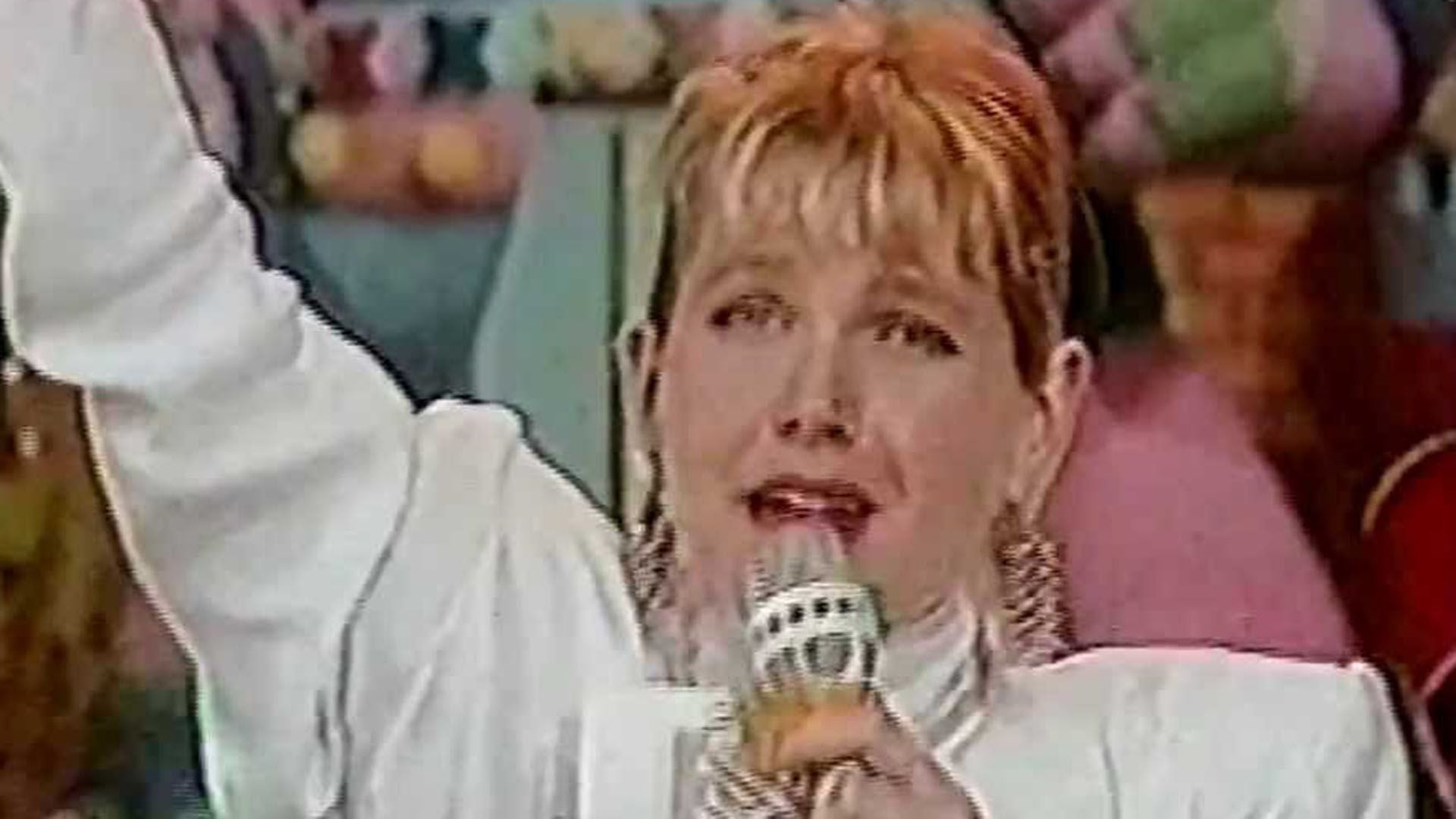 Mensajes satánicos y pacto con el diablo: la campaña que casi hunde la  carrera de Xuxa - Infobae