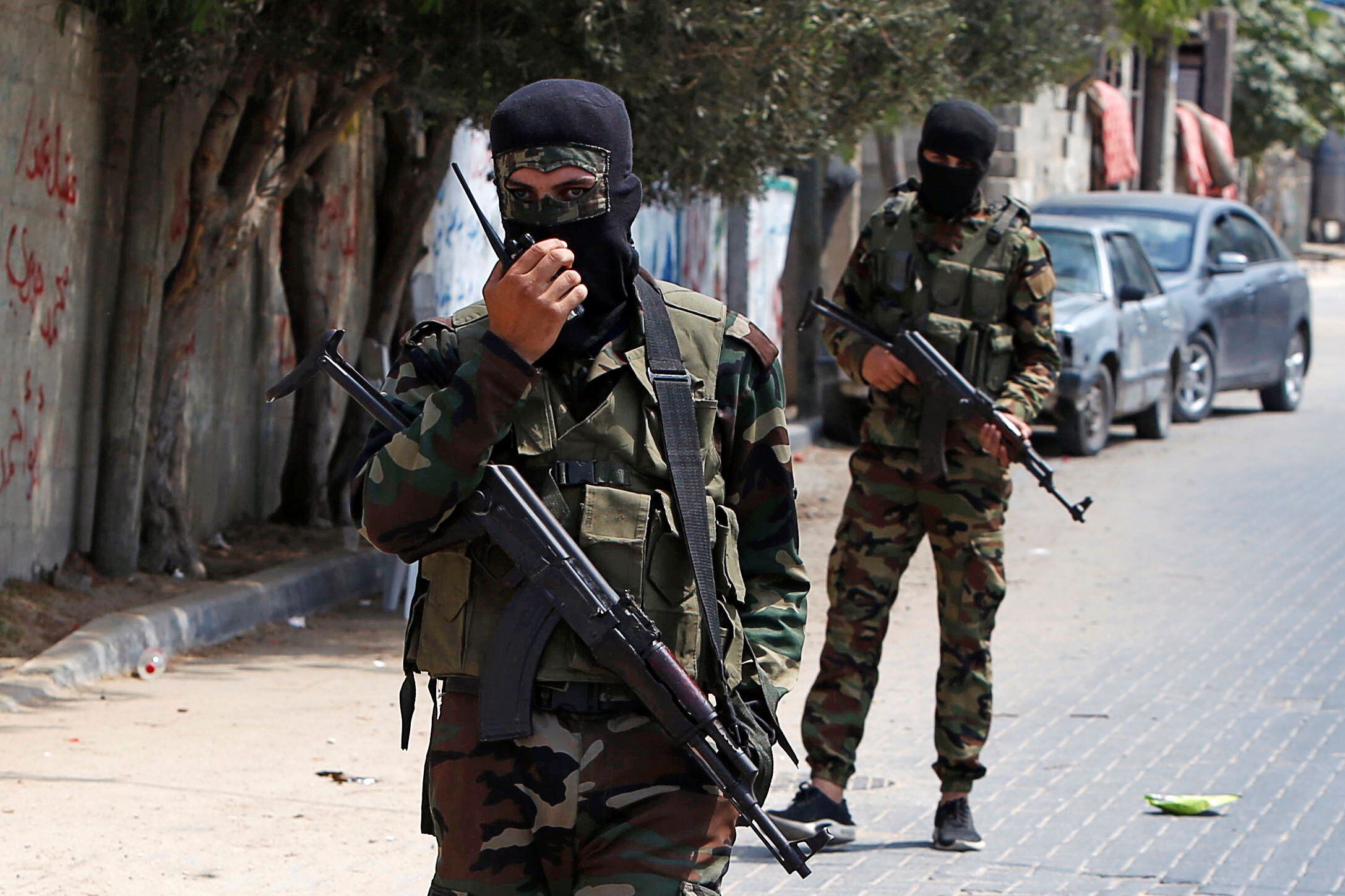 Milicianos palestinos de Hamas desplegados en el norte de la Franja de Gaza el 7 de septiembre de 2020 (REUTERS/Mohammed Salem)