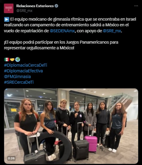 Equipo de Gimnasia Rítmica vuela en el primer avión de la Sedena que rescató a connacionales de Israel (X/@SRE_mx)