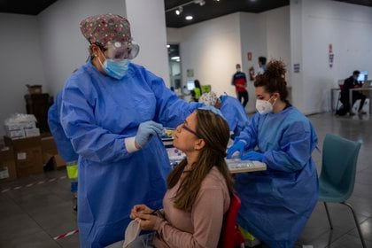 Crisis en España por el rebrote de coronavirus: Sánchez impuso medidas más  estrictas y dio 48 horas para cumplirlas, pero Madrid recurrirá a la  Justicia - Infobae