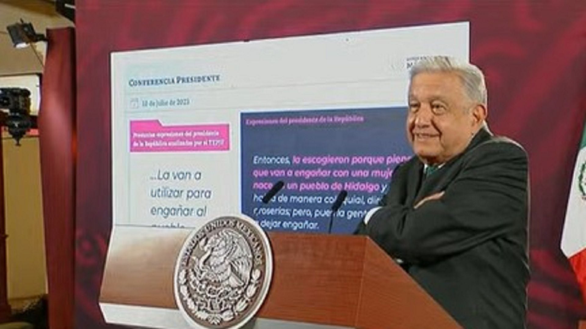El presidente López Obrador revisó las tres frases con las que el TEPJF sustentó la sanción en su contra. (Presidencia)