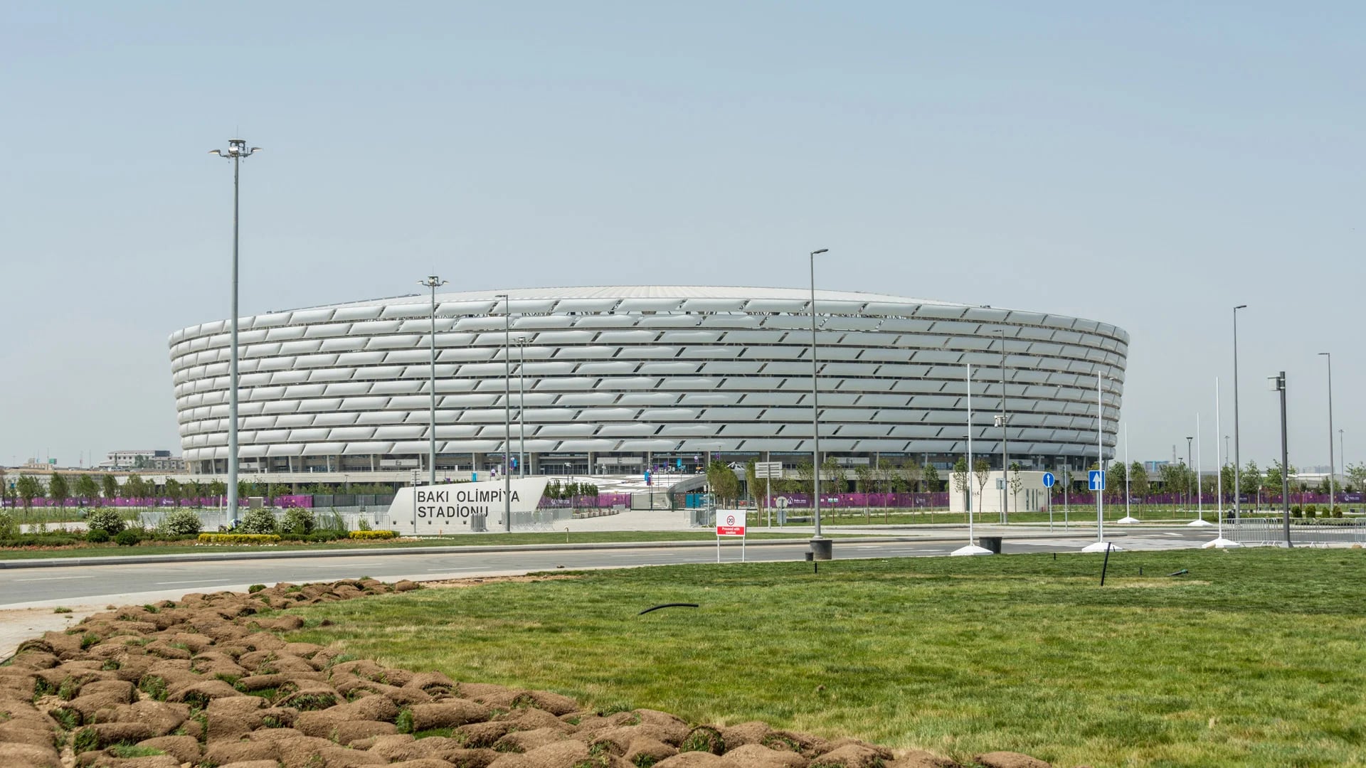 El Estadio Olímpico de Bakú albergará a 69.870 aficionados (Shutterstock)