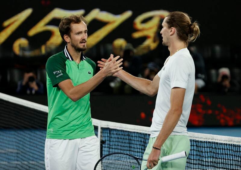 El ruso Daniil Medvedev y el alemán Alexander Zverev (REUTERS/Ciro De Luca)