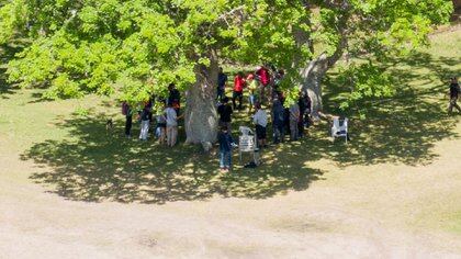 La asamblea organizada por los activistas tras conocer la decisión judicial