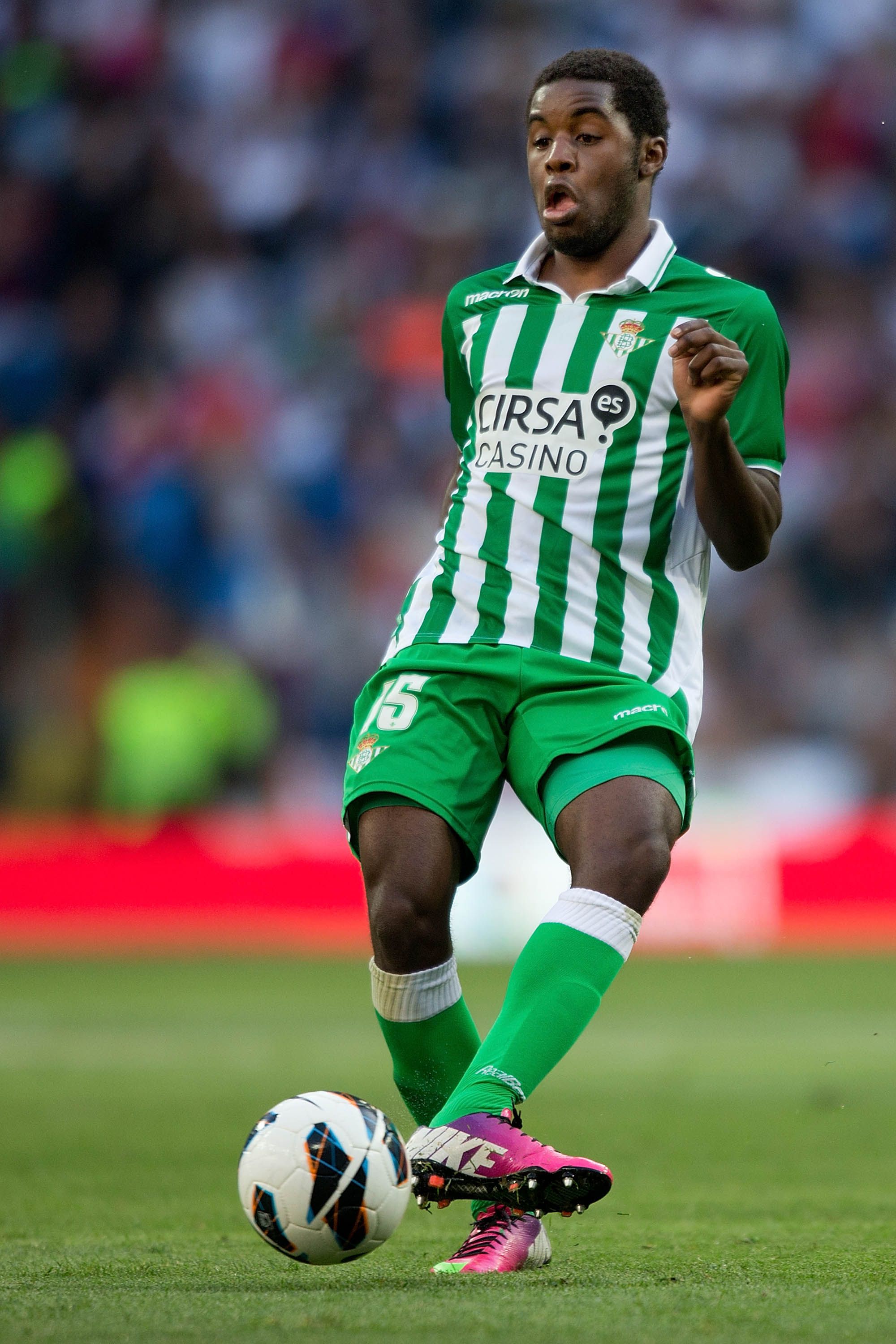 Joel Campbell con la camiseta del Betis de España (Gonzalo Arroyo Moreno/Getty Images)