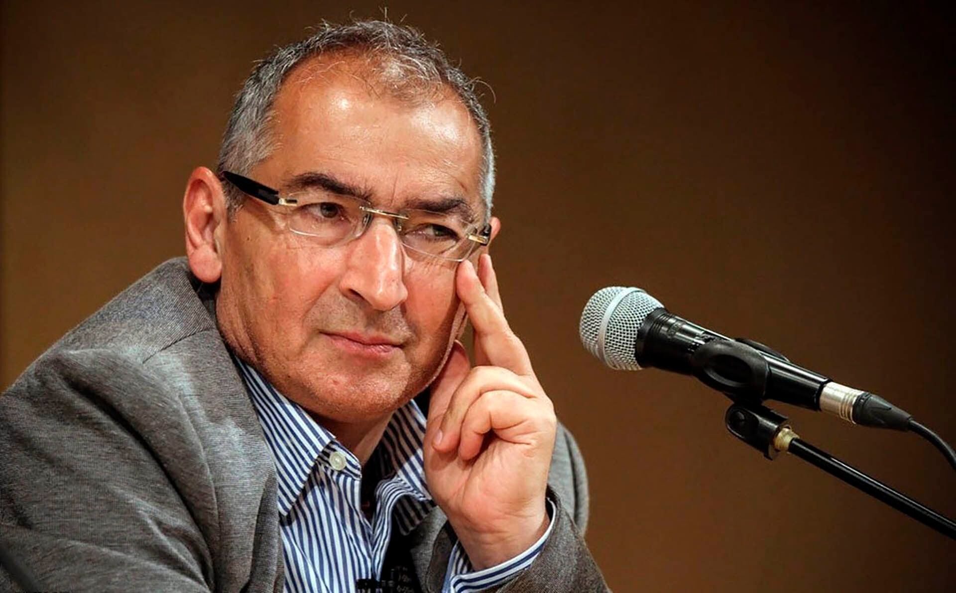 Sadegh Zibakalam Irán