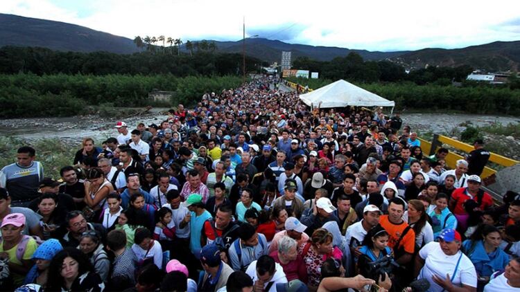 Francisco llega a Panamá en medio de una de las mayores corrientes migratorias que registra la región