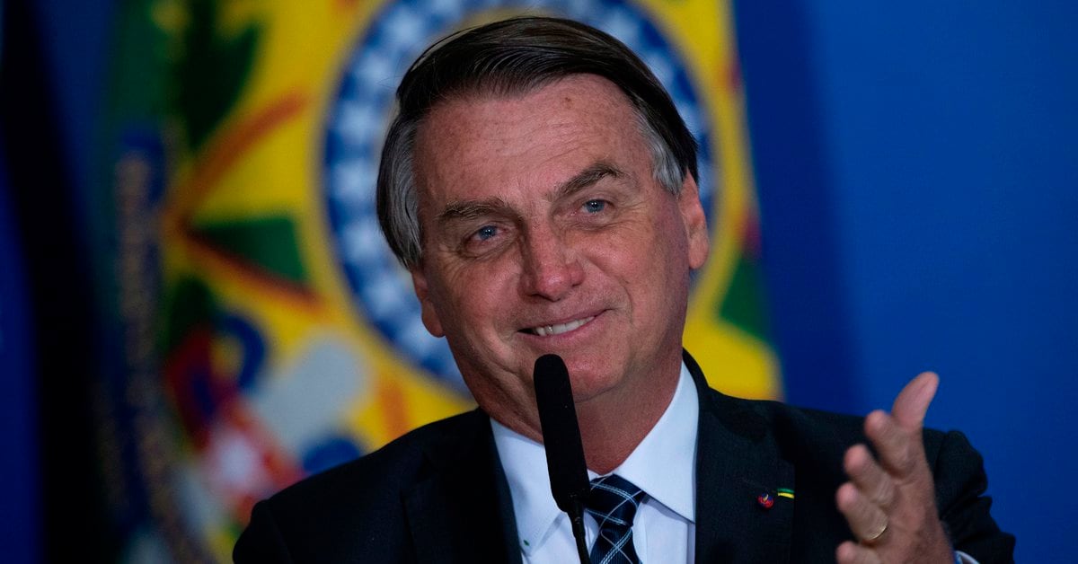 Bolsonaro risponde a Boris Johnson dopo aver suggerito il vaccino AstraZeneca