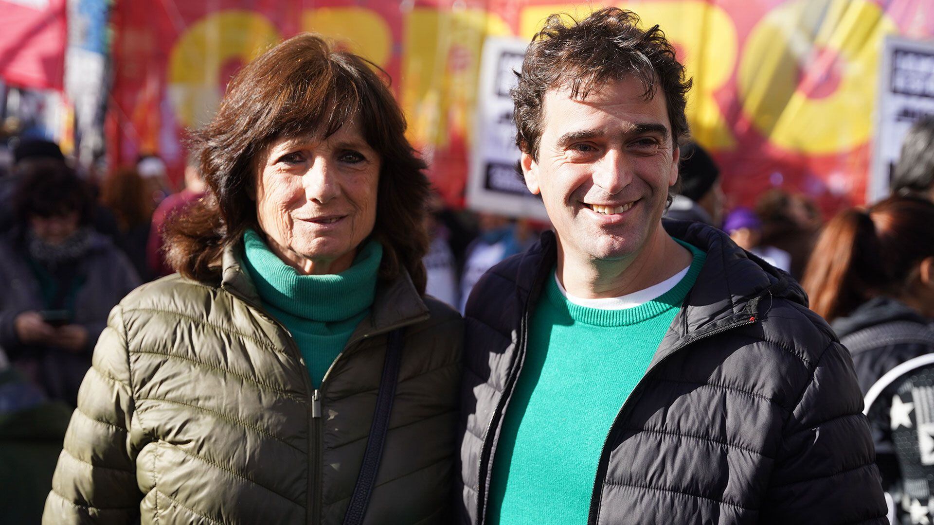 Vilma Ripoll y Gabriel Solano se sumaron a la protesta (Franco Fafasuli)