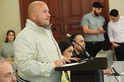 El gobernador, Enrique Alfaro, dijo que se necesita dinero para los sectores de salud y educación (Foto: Twitter / saludjalisco)