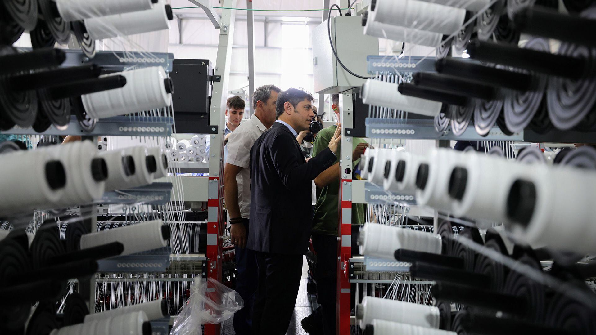 Axel Kicillof inauguración de empresas en Florencio Varela