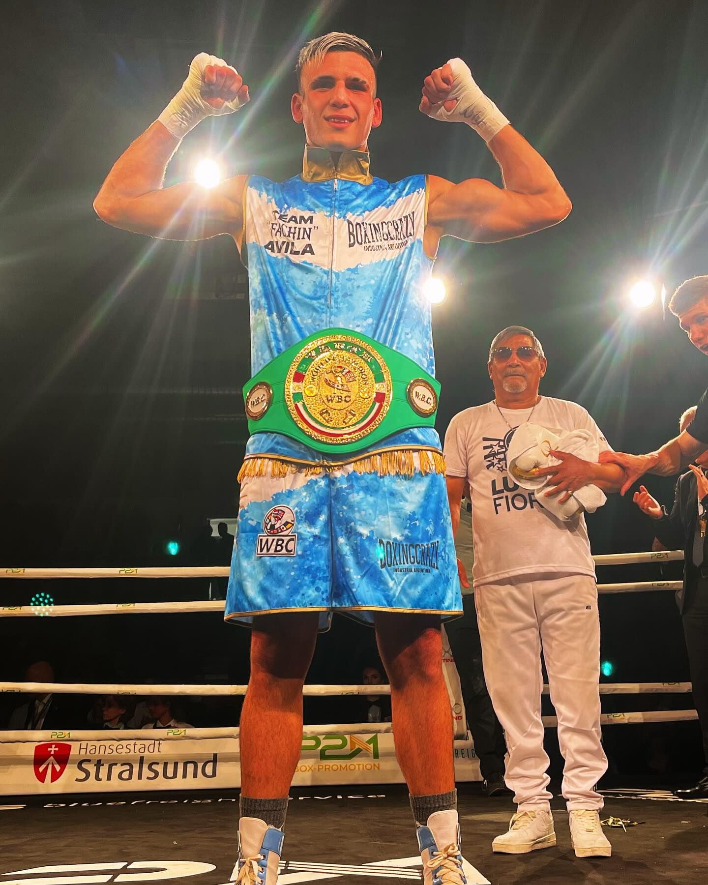 El tremendo nocaut con el que un argentino se consagró campeón