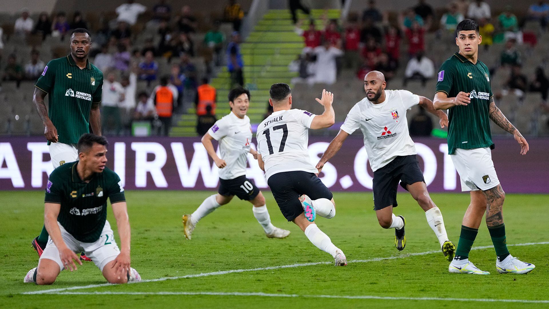 León y Urawa Red Diamons por el Mundial de Clubes