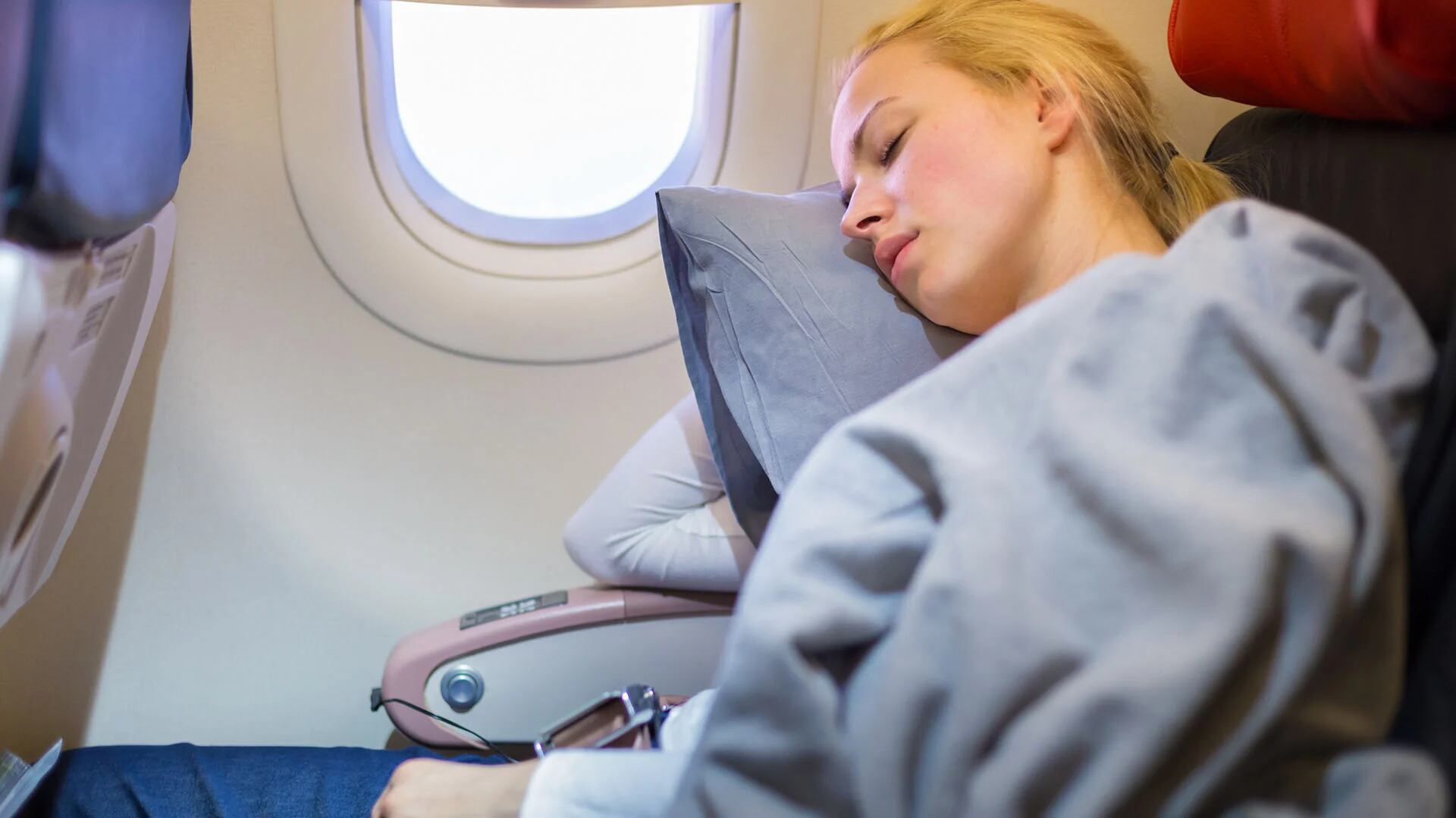 Las alteraciones que se producen con el jet lag son prueba de las consecuencias de no respetar el reloj interno  (istock)