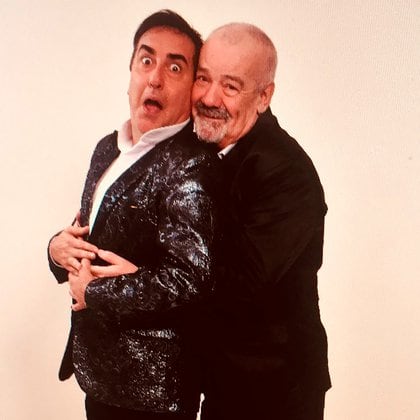 Carlos Sánchez junto al mago Pablo Madini (Foto: Instagram)