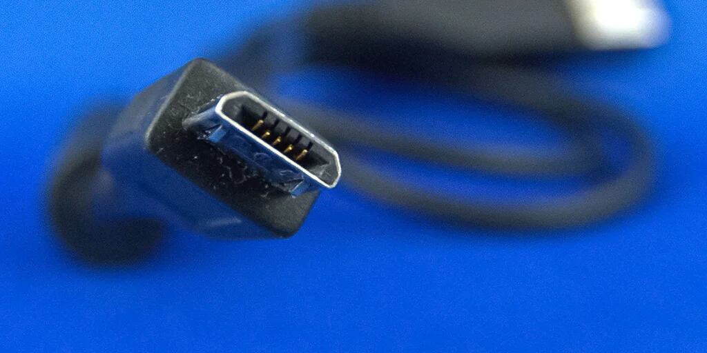 Las nuevas conexiones USB reemplazarían los cables eléctricos  Vigilancia  Online-Mercados Unidos-Sistemas de Seguridad Electronica-Neuquén