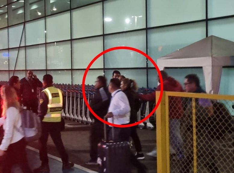 Congresista Digna Calle es captada a su salida del aeropuerto. Foto: Perú 21.