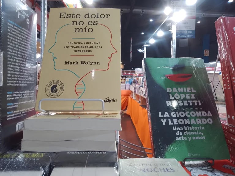 Este dolor no es mío. Identifica y resuelve los traumas familiares  heredados + El sutil arte