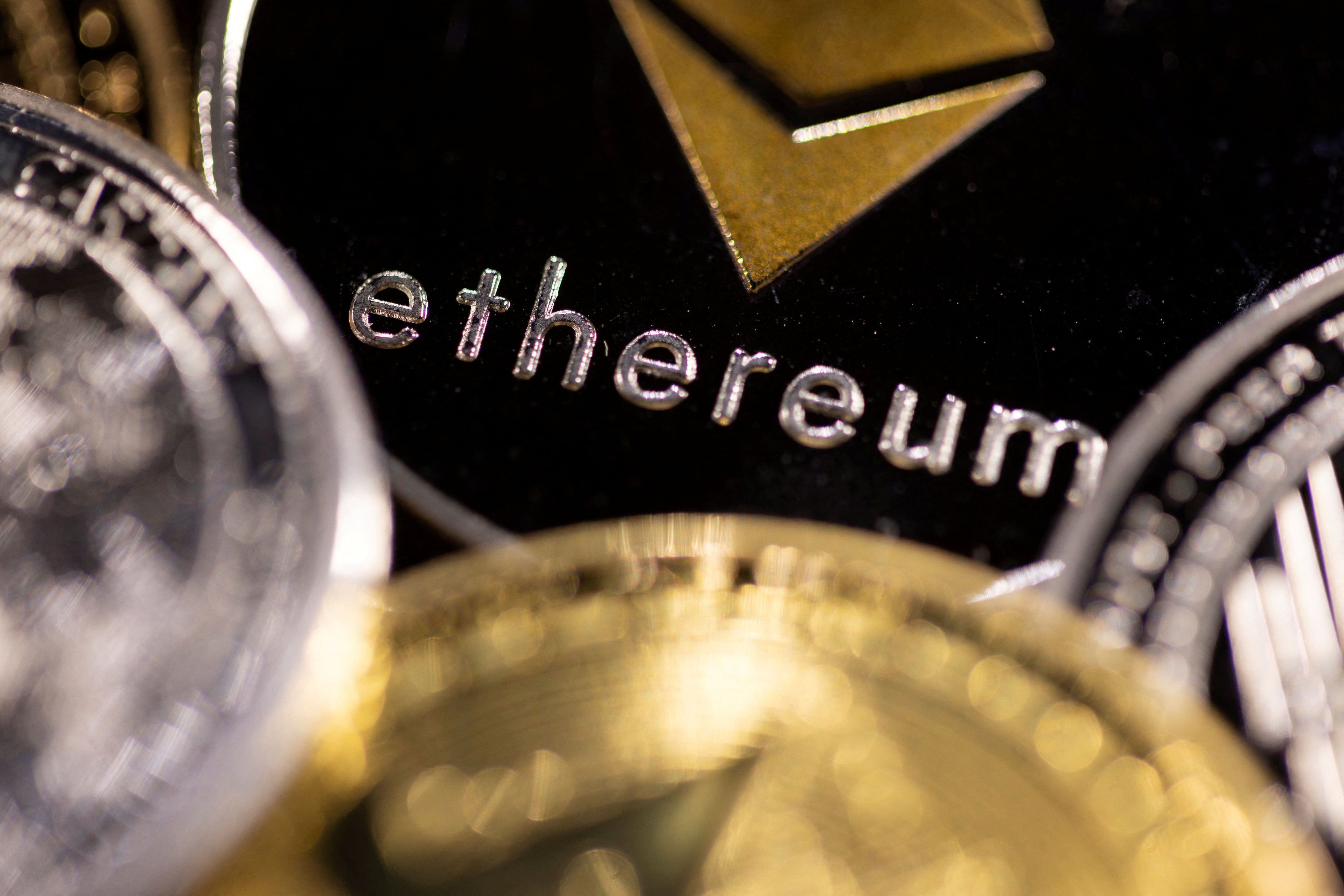 Representación de la criptomoneda Ether. (REUTERS)