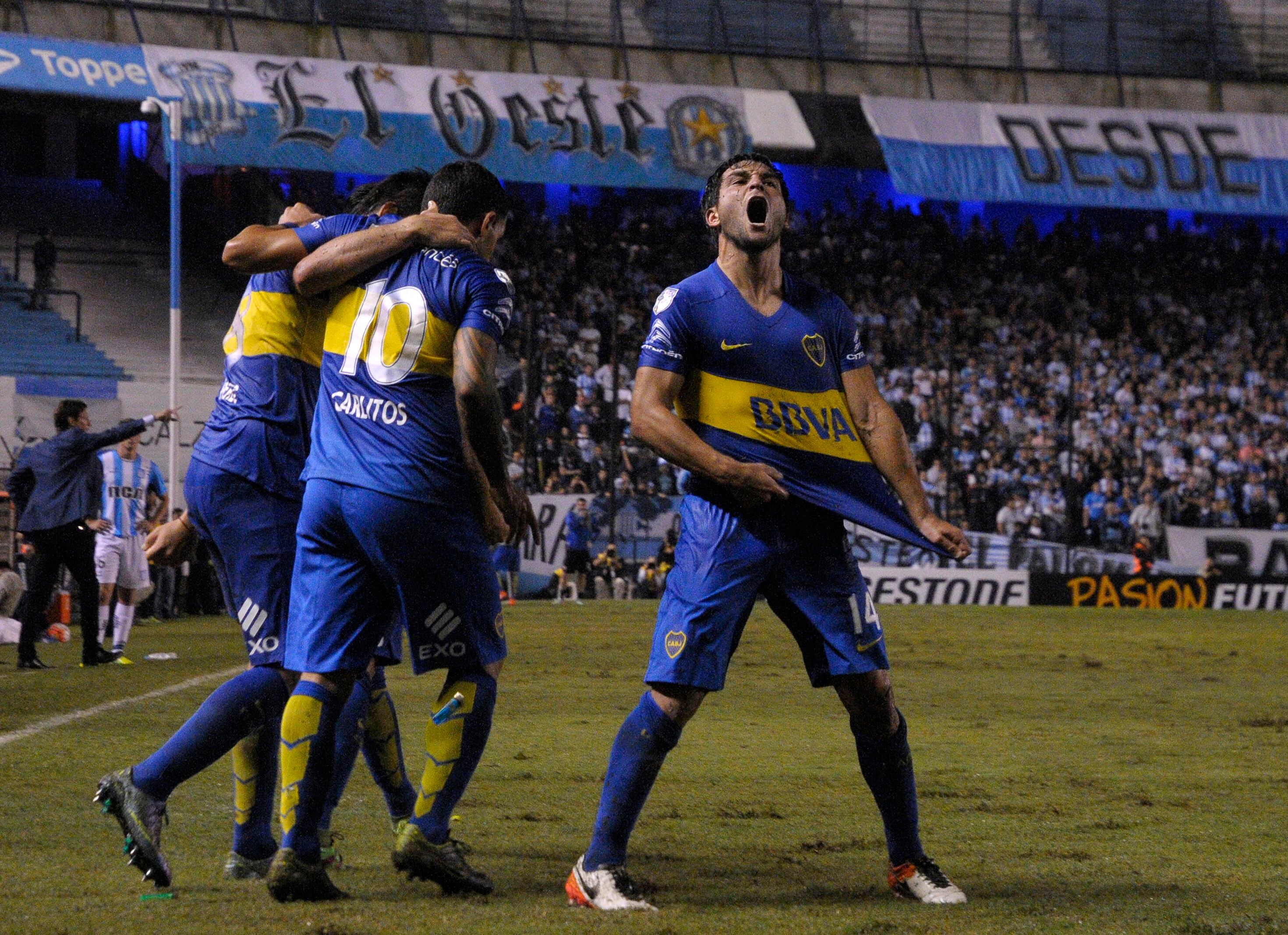 La celebración de Nicolás Lodeiro en cancha de Racing por la Libertadores 2020 (Foto: Javier González Toledo)