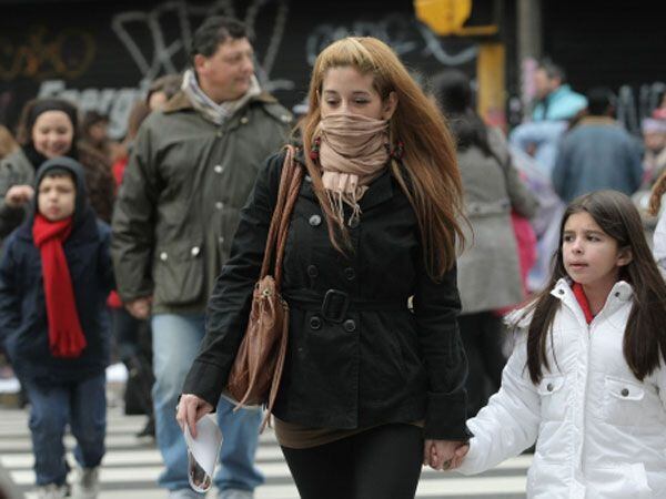 El frío se adelantó en el Área Metropolitana y llegó para quedarse (Archivo DyN)